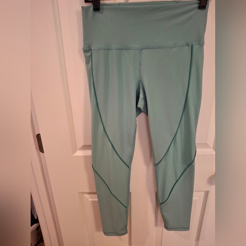 Old NavyON94 Athletic Leggings